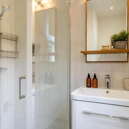 17 Trinity Lane * York