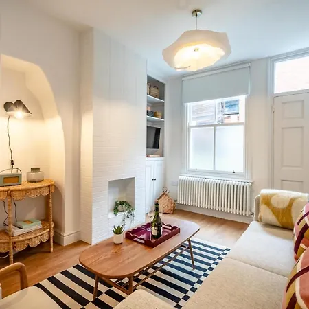 17 Trinity Lane Holiday home
